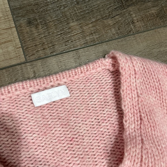 SABLYN Bianco pink cropped cashmere cardigan - Picture 3 of 5